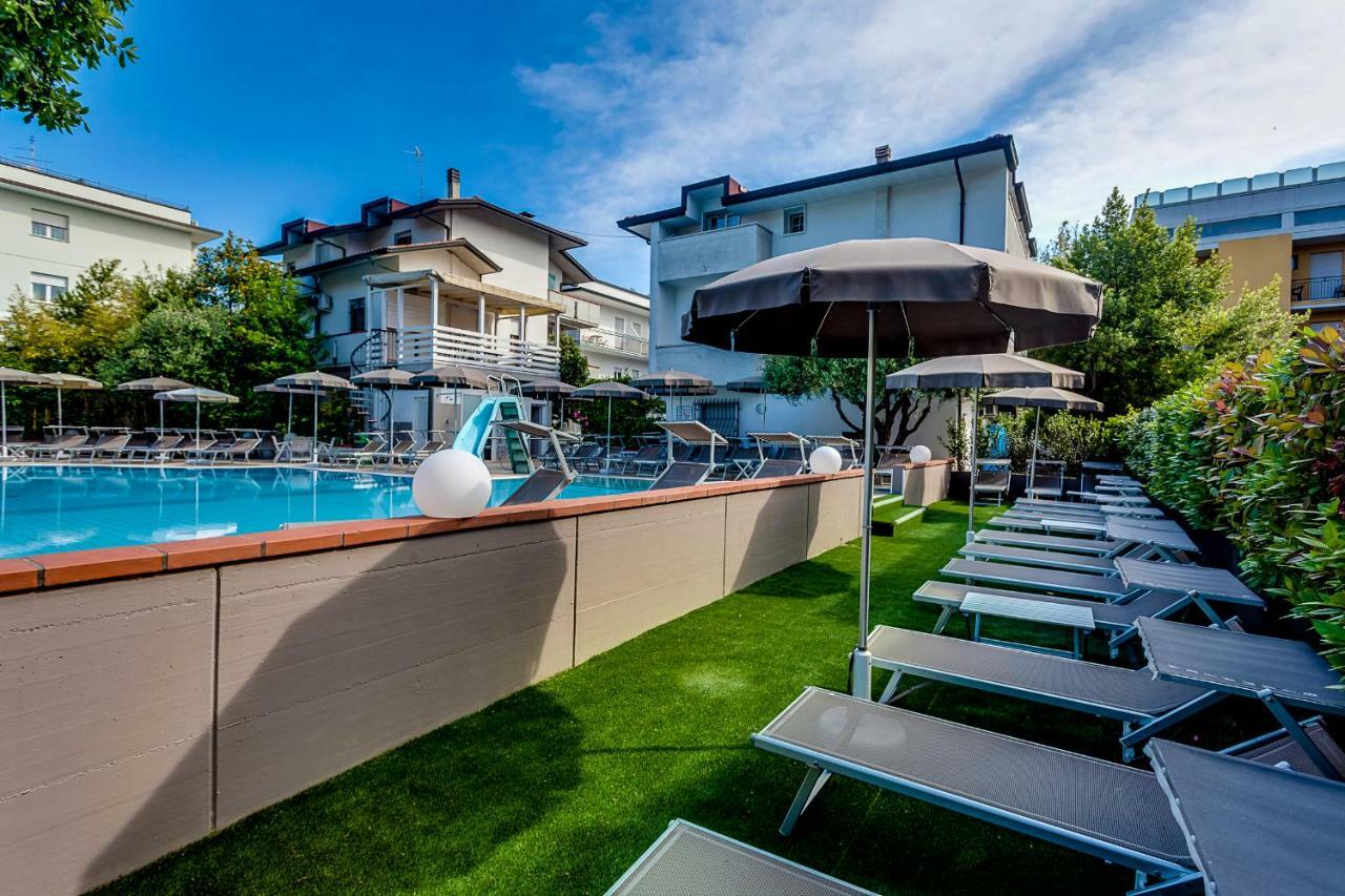 Hotel Giamaika Cesenatico Dış mekan fotoğraf