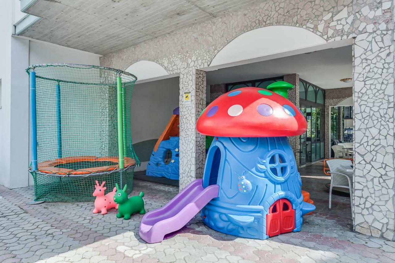 Hotel Giamaika Cesenatico Dış mekan fotoğraf